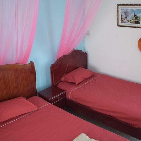 Mauri Holidays 'Budgeted Apartment' La Gaulette Bilik gambar